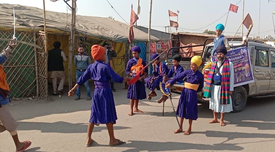 nihang sikhs took out a grand procession on the martyrdom day of Guru teg bahadur