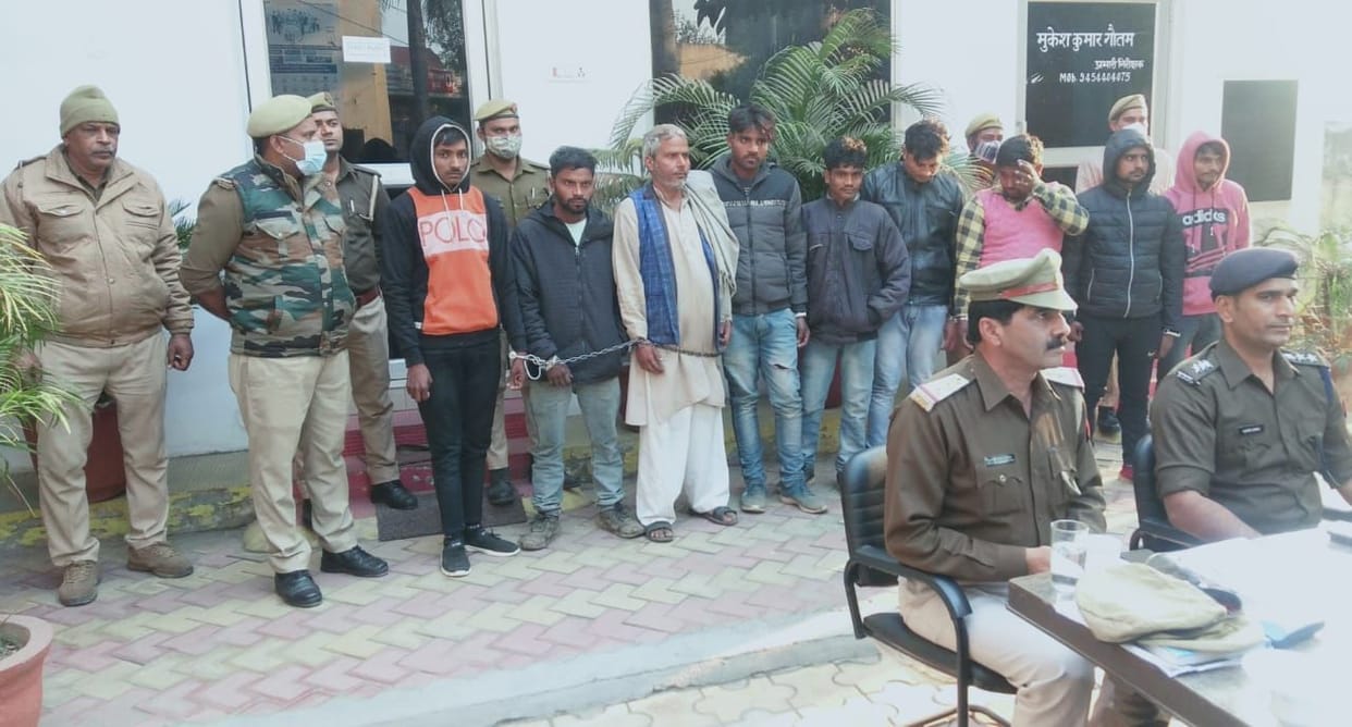 Nine accused of iron theft arrested