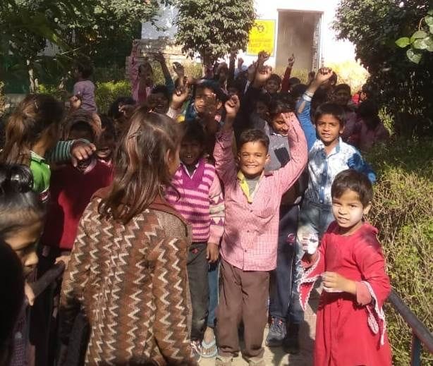 Hathras: Uproar in protest against the construction of Panchayat building in Sanvilian School, Baraus