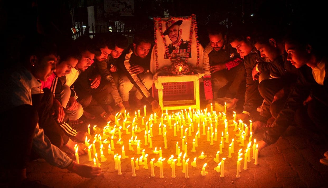 Tribute paid by lighting a candle