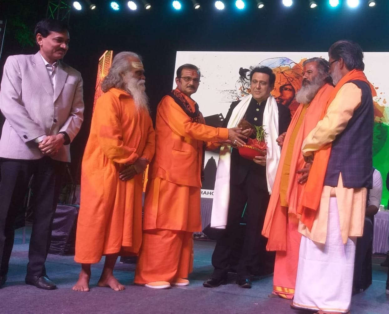 Film star Govinda seeks blessings from saints