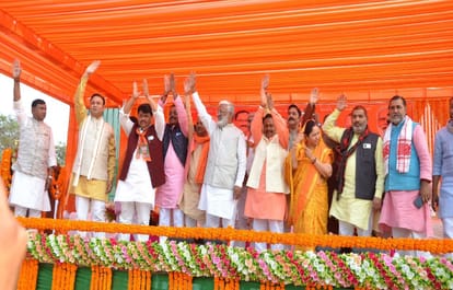 up election 2022 bjp leader Swatantra dev Singh in Azamgarh Ballia attack on samajwadi party BSP and Congress