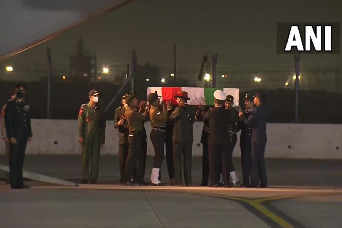 mortal remains of CDS Bipin Rawat and others brought to Palam Airbase in Delhi see images Tamil Nadu Helicopter Crash news