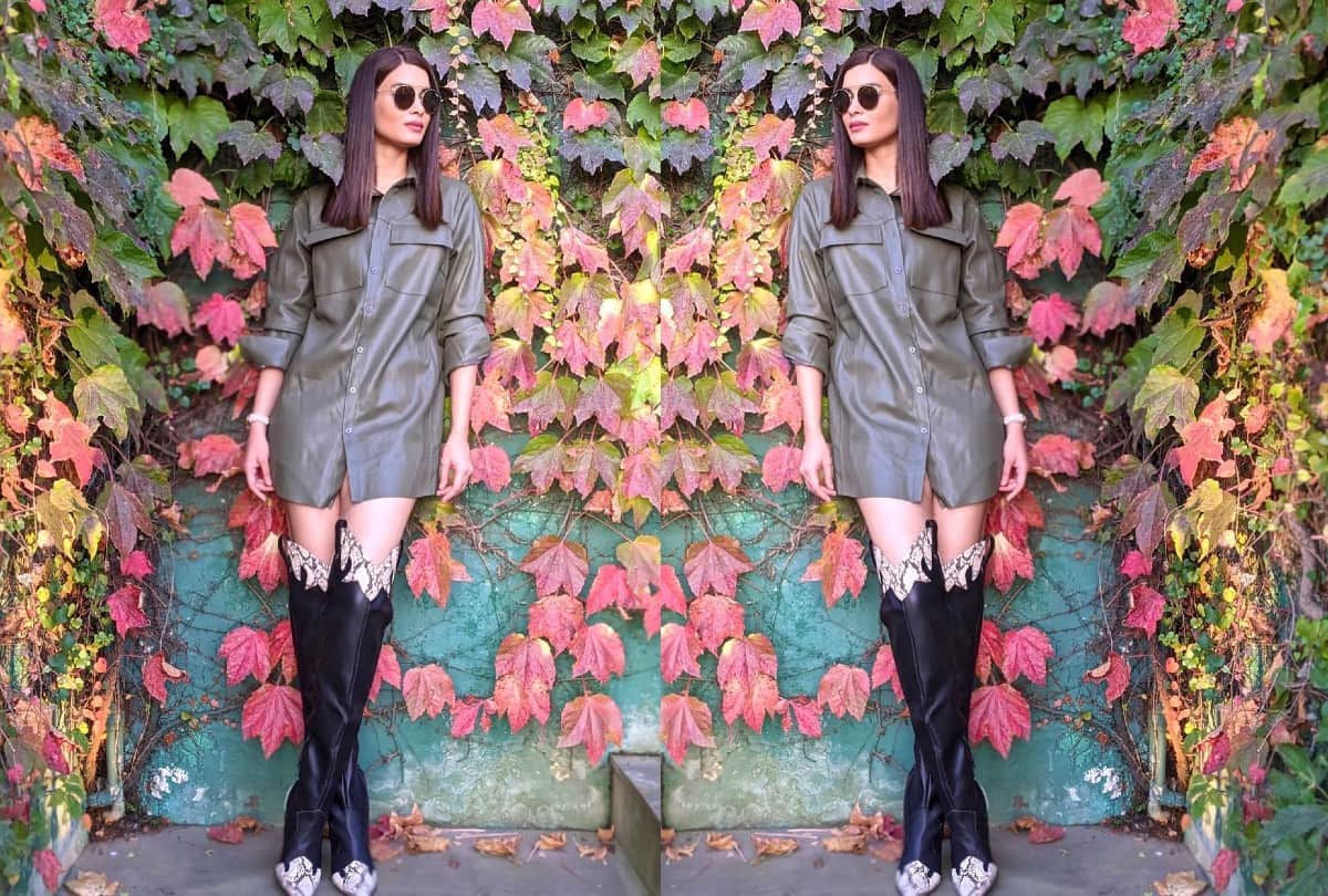 New Year 2022 Trendy Fashion Accessories Women Should Carry To look Stylish