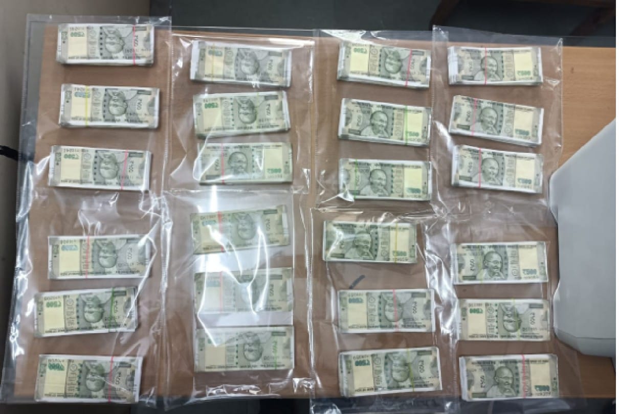 Fake note printing master mind arrested along with partner, fake notes of Rs 12 lakh recovered