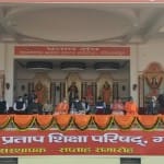 केंद्रीय शिक्षा मंत्री धर्मेंद्र प्रधान और सीएम योगी