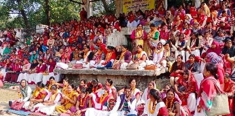 Asha started fast unto death for demands