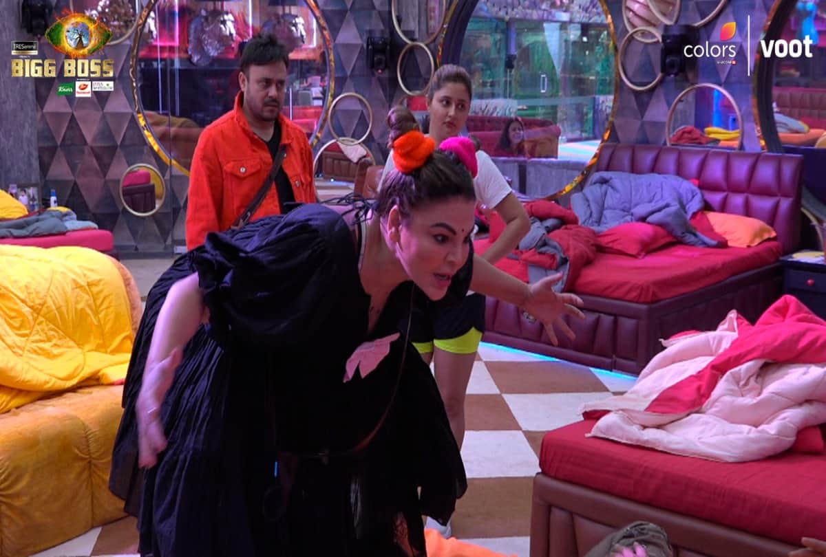 Bigg Boss 15: Rakhi Sawant called Rashmi Desai cheap there was fierce debate between the two