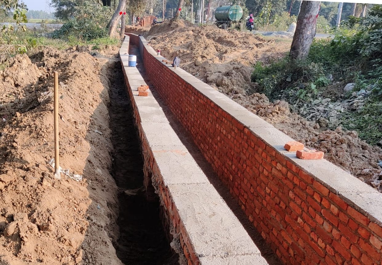 Tender drawn by dividing one and a half km drain into 17 parts