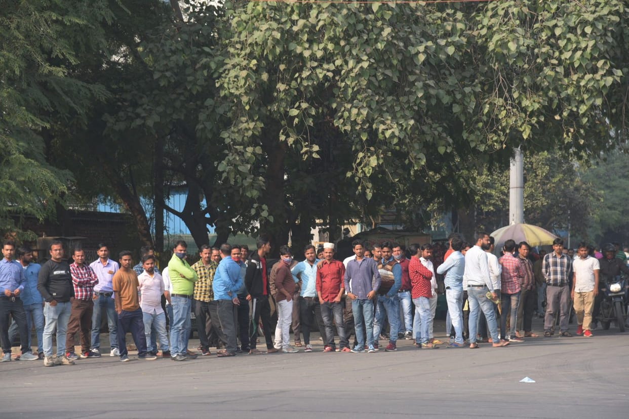 Police stopped from offering Namaz in Rabbit Park of Noida Sector-54