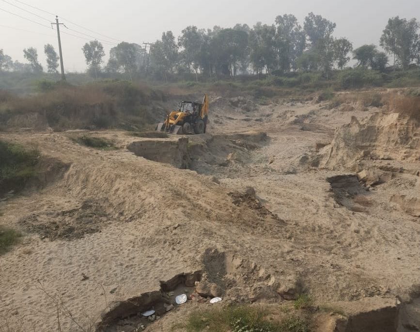 Roads dug to stop mining