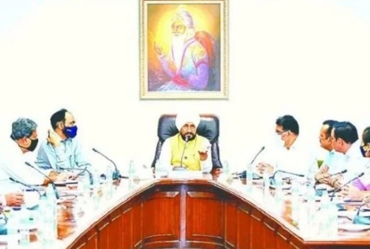 Heated debate took place between two Punjab ministers during the cabinet meeting