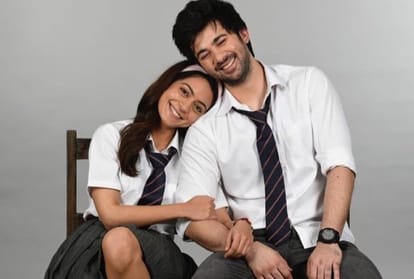 Velle Movie Review in Hindi By Pankaj Shukla Abhay Deol Karan Deol Mouni Roy Anya Singh Deven Munjal