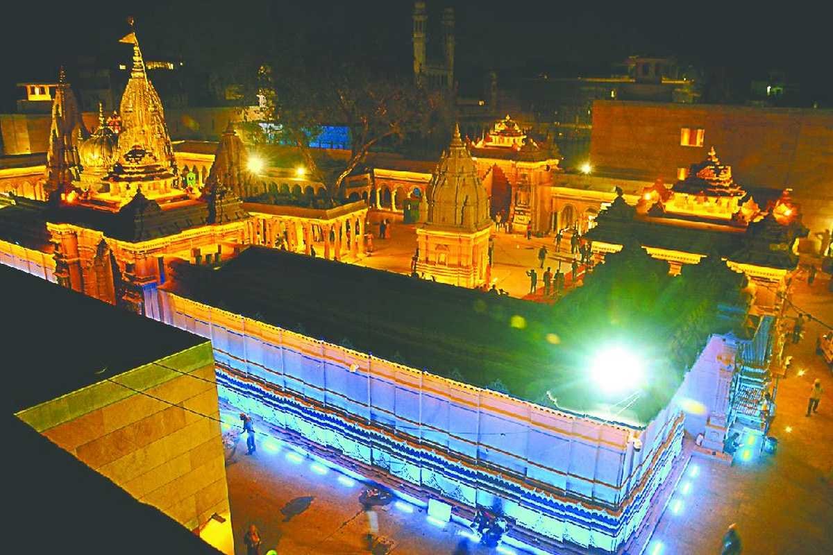 Kashi Vishwanath Corridor: Aurangzeb orders to Mughal army demolished Visheshwar temple now pm modi inaugurate grandeur dham see pictures