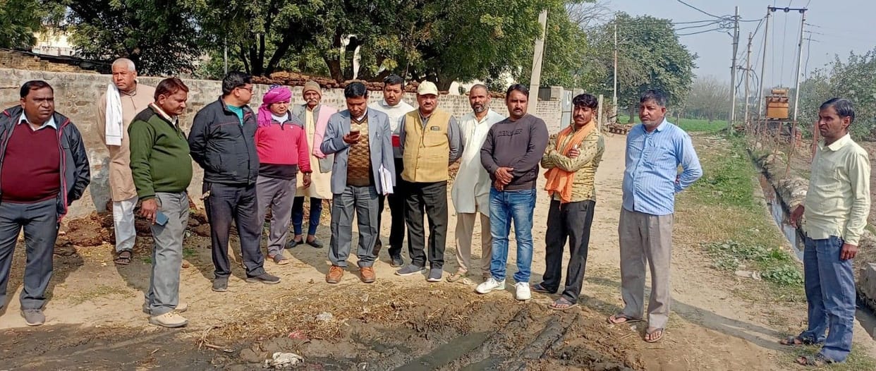 Hathras: Municipality, Jal Nigam teams took stock of dirt, waterlogging