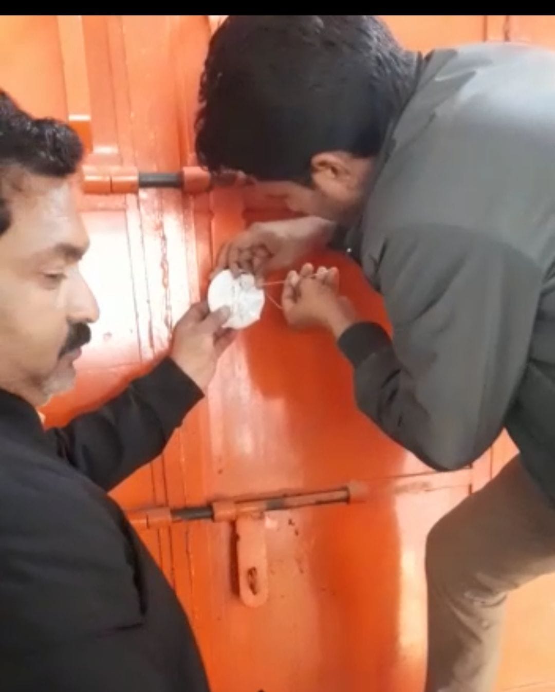 Public service center sealed on complaint of illegal recovery