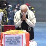 प्रधानमंत्री नरेंद्र मोदी ने जनरल बिपिन रावत को श्रद्धांजलि दी।