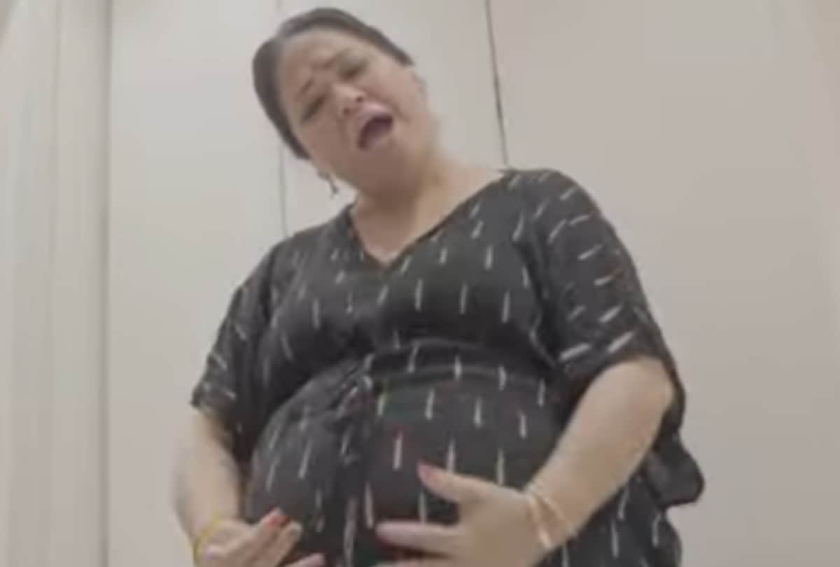 Bharti reveals whether she wants girl or boy asks media to pay hospital bills