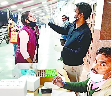 Omicron's panic: NRIs will be isolated in the hotel so that relatives do not get infected