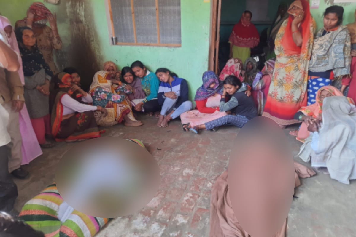 Muzaffarnagar: Brother and sister died after being hit by a power line passing over the house