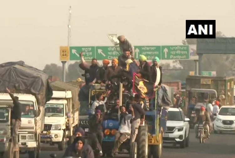 Farmers Returning from Protest are being Welcomed in Punjab