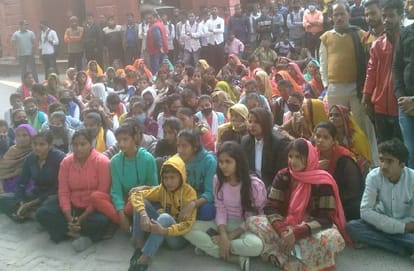 woman murder in Jaunpur Nephew killed aunt with friend after failing in misdeed  police arrest within 36 hours