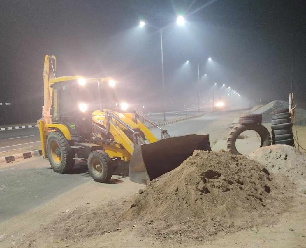 Bulldozers run against encroachers
