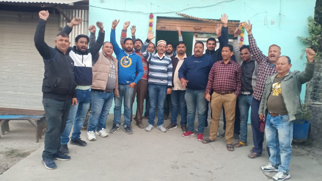 Dumper owners strike continues, mining affected