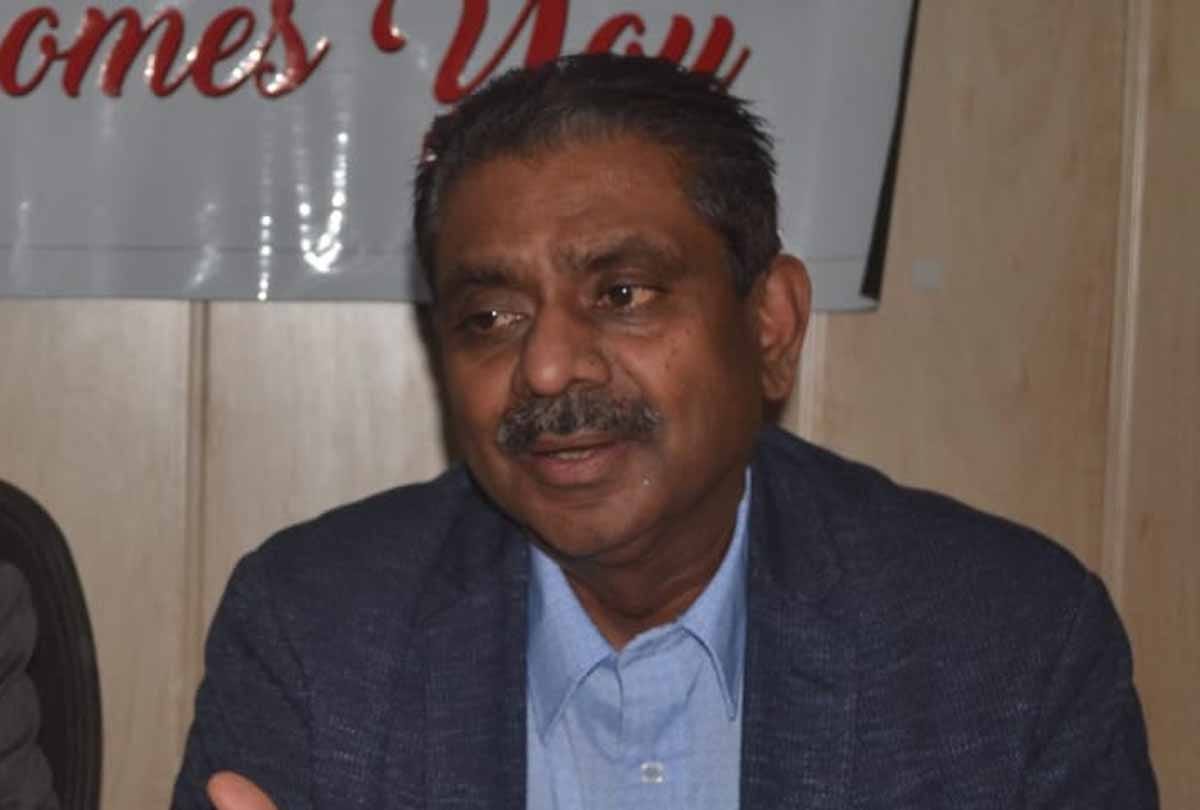 Didn't get job in Kanpur, Preet Kumar, who lives in America, is giving a package of five lakhs to the youth
