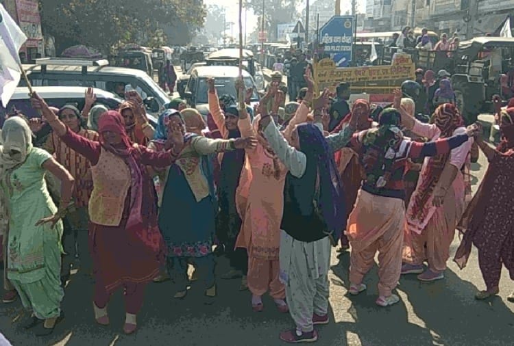 Punjab farmers started returning from Delhi borders