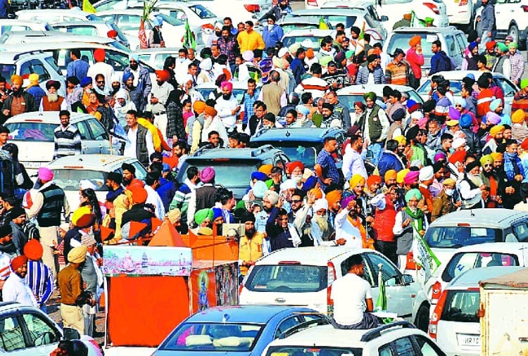 Punjab farmers started returning from Delhi borders