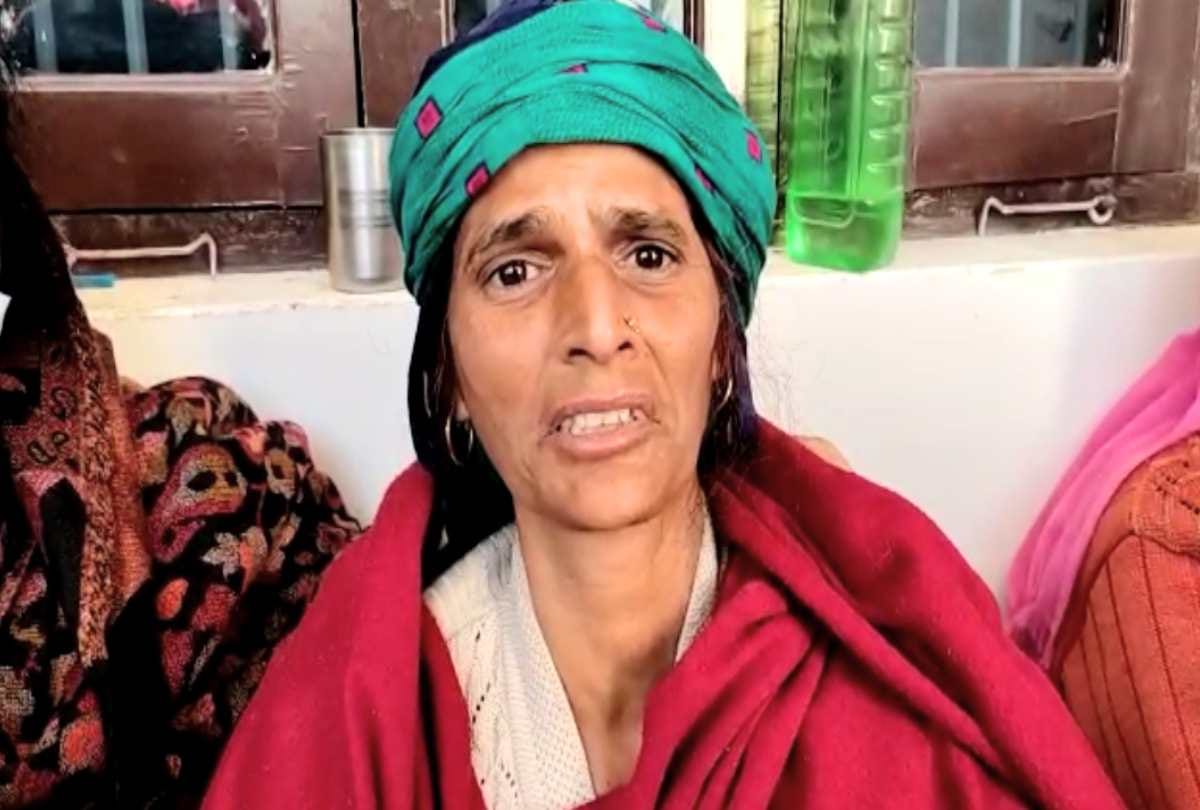 Coonoor Helicopter crash: Wife attended cds Bipin Rawat pso Vivek's last journey wearing Suhagin's outfit, shouted slogans of 'Mera Fauji Amar Rahe