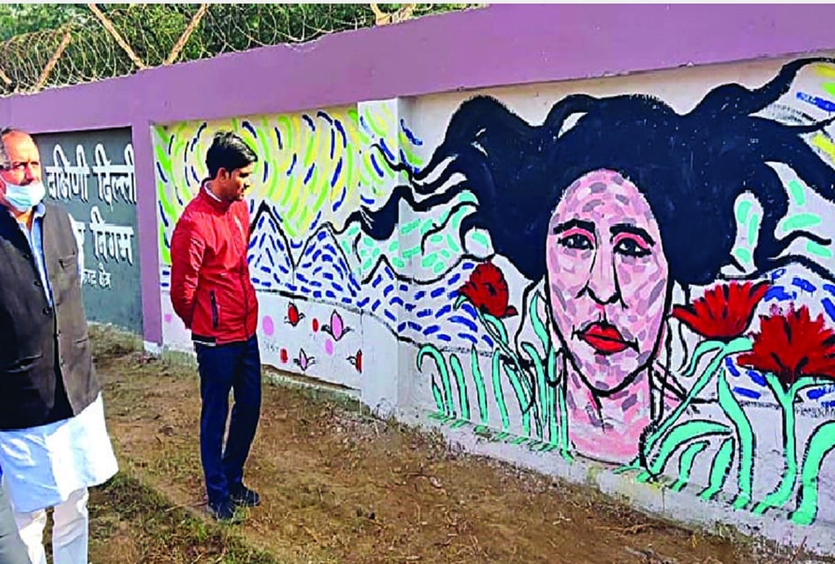 Delhis longest and largest painting carved in Mahipalpur