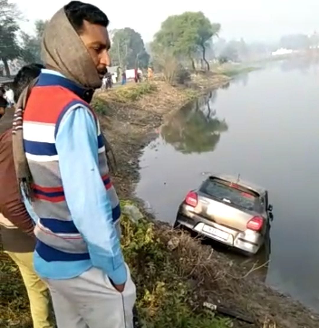 Three including soldiers died in car overturning