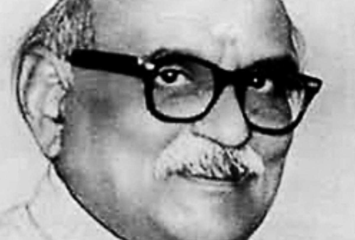 read an intresting story about dr sampoornanand.
