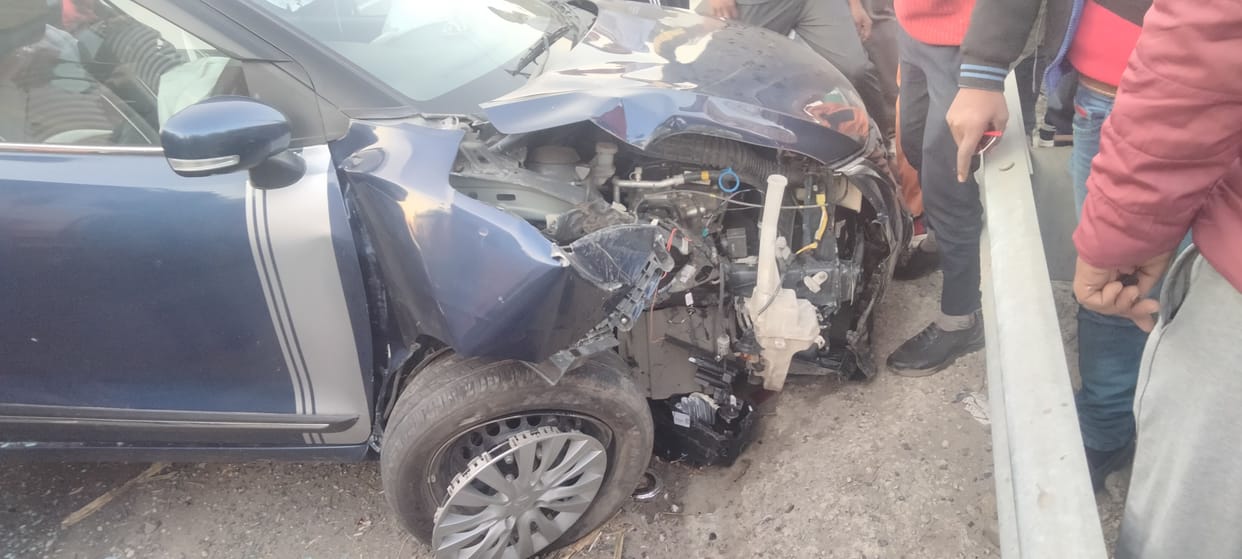 Truck collided with security personnel's car, five injured