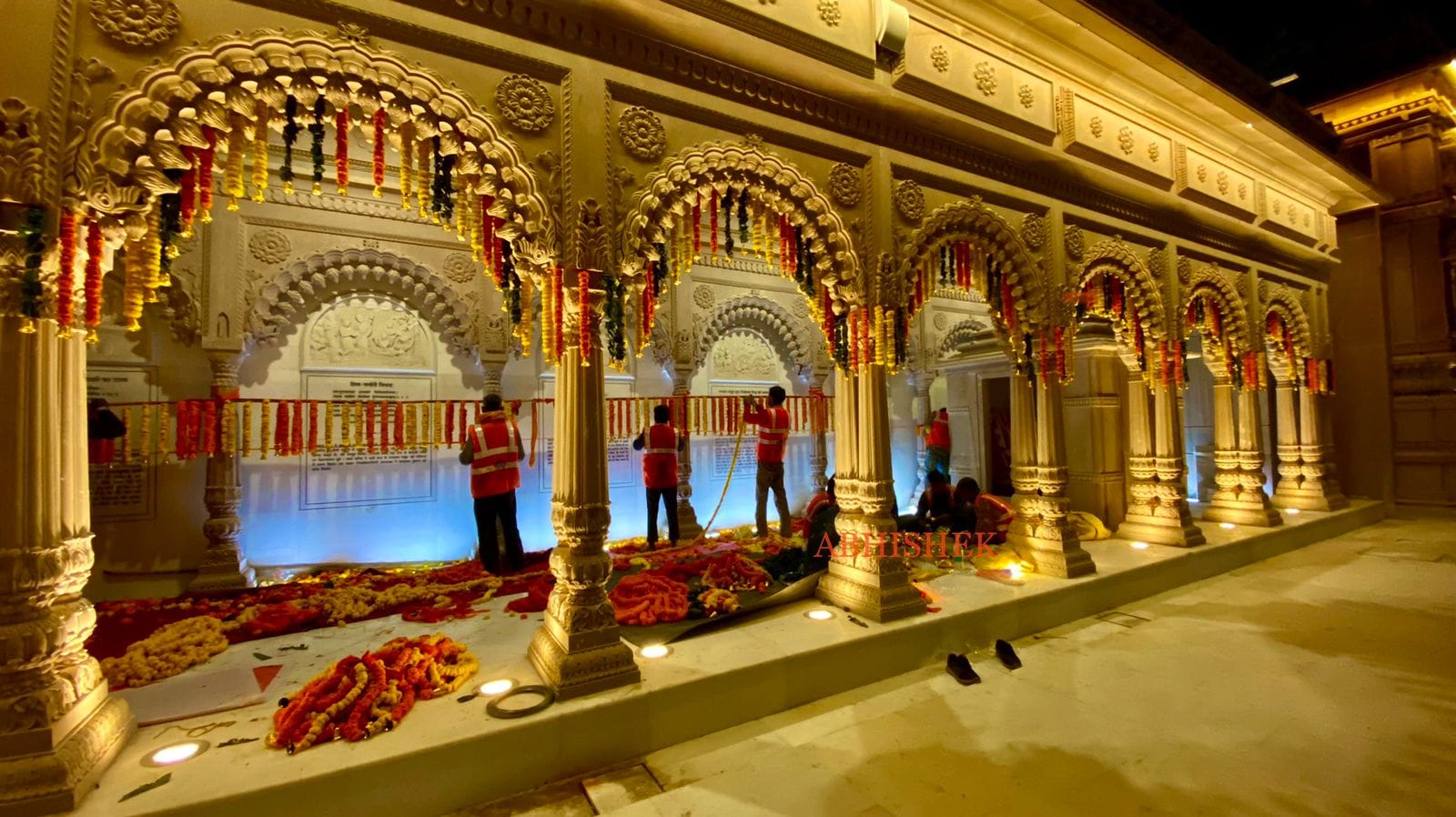 Kashi Vishwanath Dham inauguration  Waiting for afew hours in historic moment after 350 years  know special things