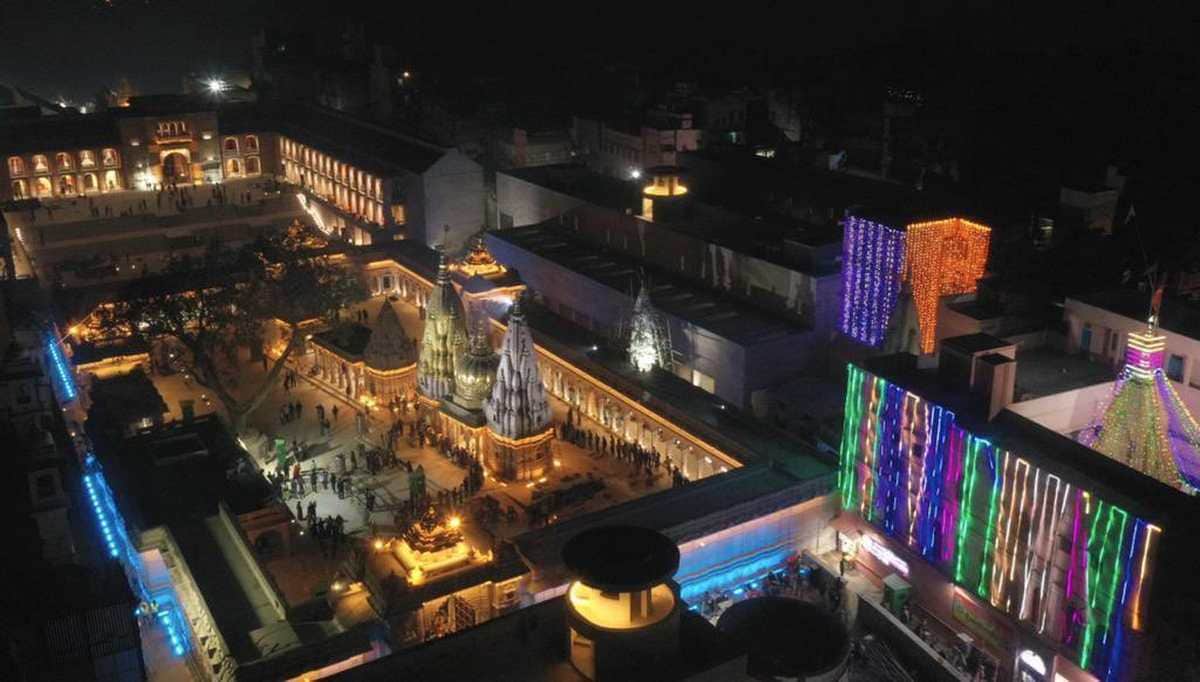 varanasi Kashi Vishwanath Dham tableau on parade on rajpath Republic Day 2022