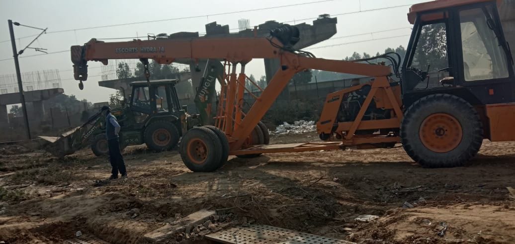work progress on hulasnagra crossing