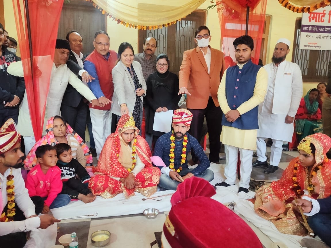 32 couples tied the knot, vow to live together for life