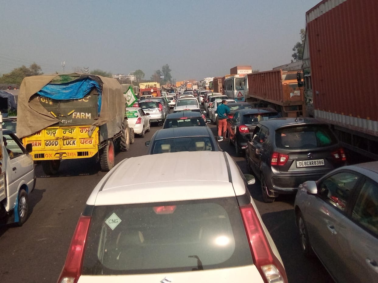 Farmers return home: NH-44 jammed for 16 hours