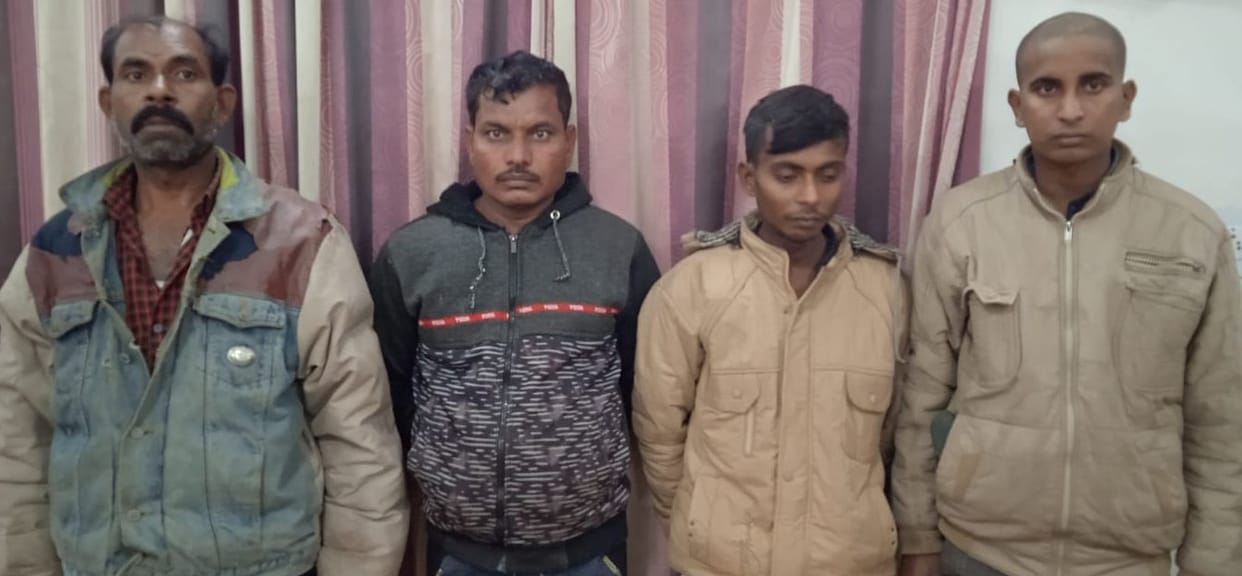 fathepur news,Son said, if we didn't get killed, he would have killed us.