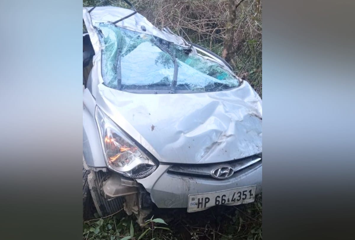 Himachal Pradesh news Road accident in Mandi district