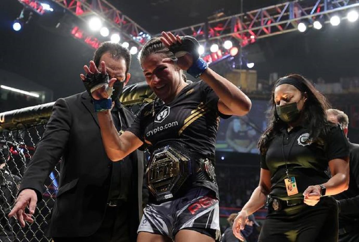 UFC 269 Julianna Pena beats Amanda Nunes in bantamweight title in shocking upset