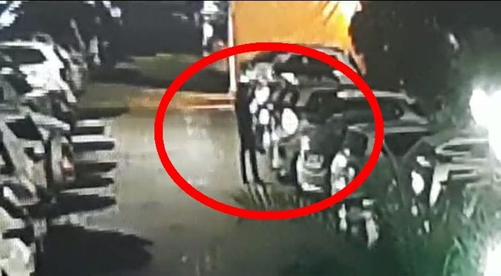 9.90 lakh rupees stolen from businessman's car at wedding ceremony