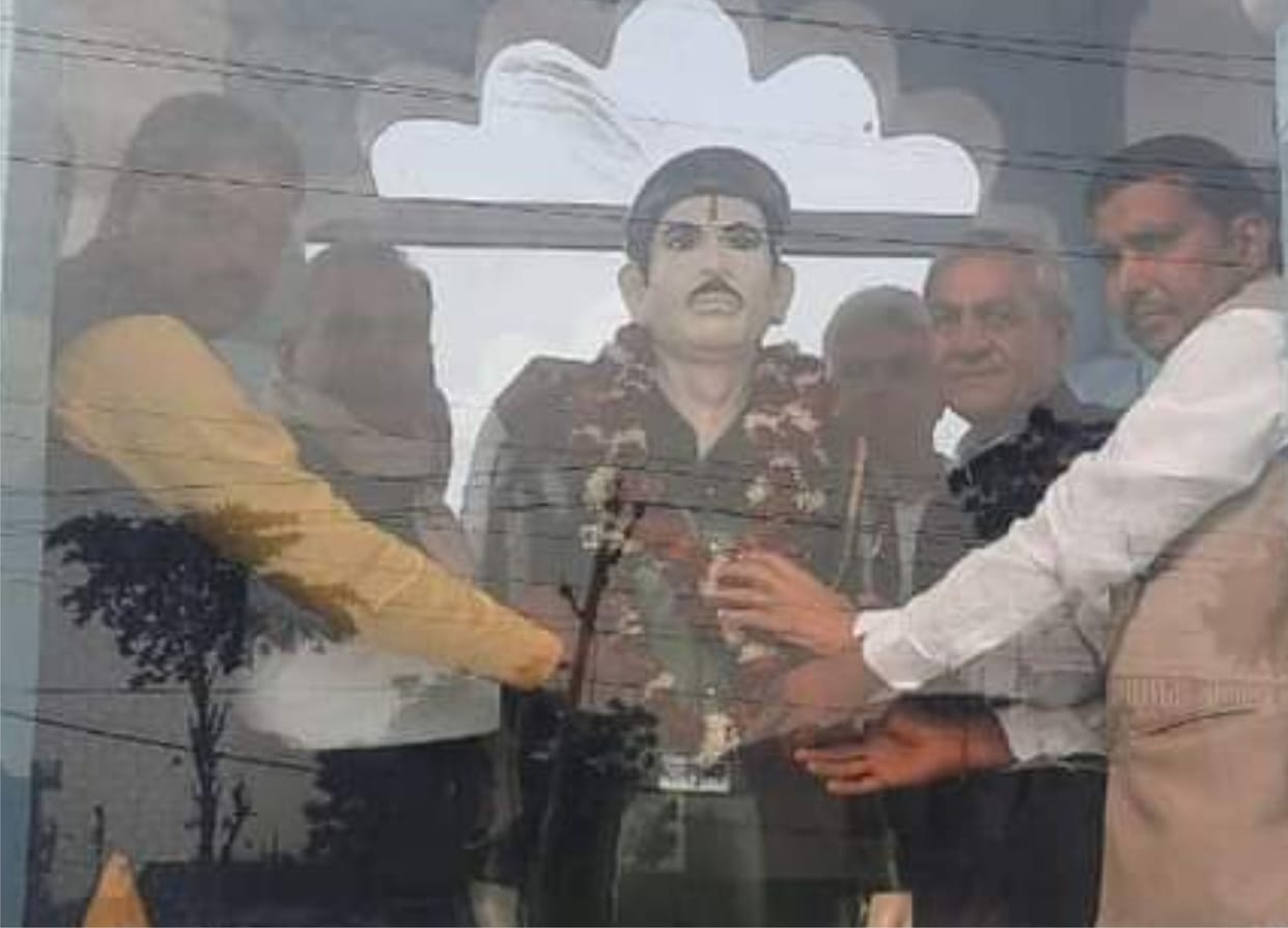Mathura: Martyrs memorial will be beautified soon: Laxminarayan