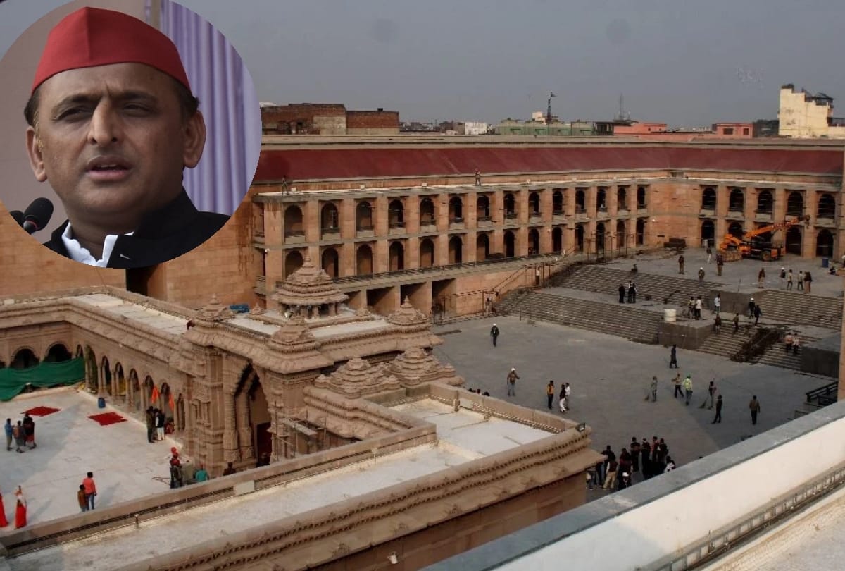 Akhilesh Yadav claimed SP government issued money for Kashi Vishwanath Corridor.