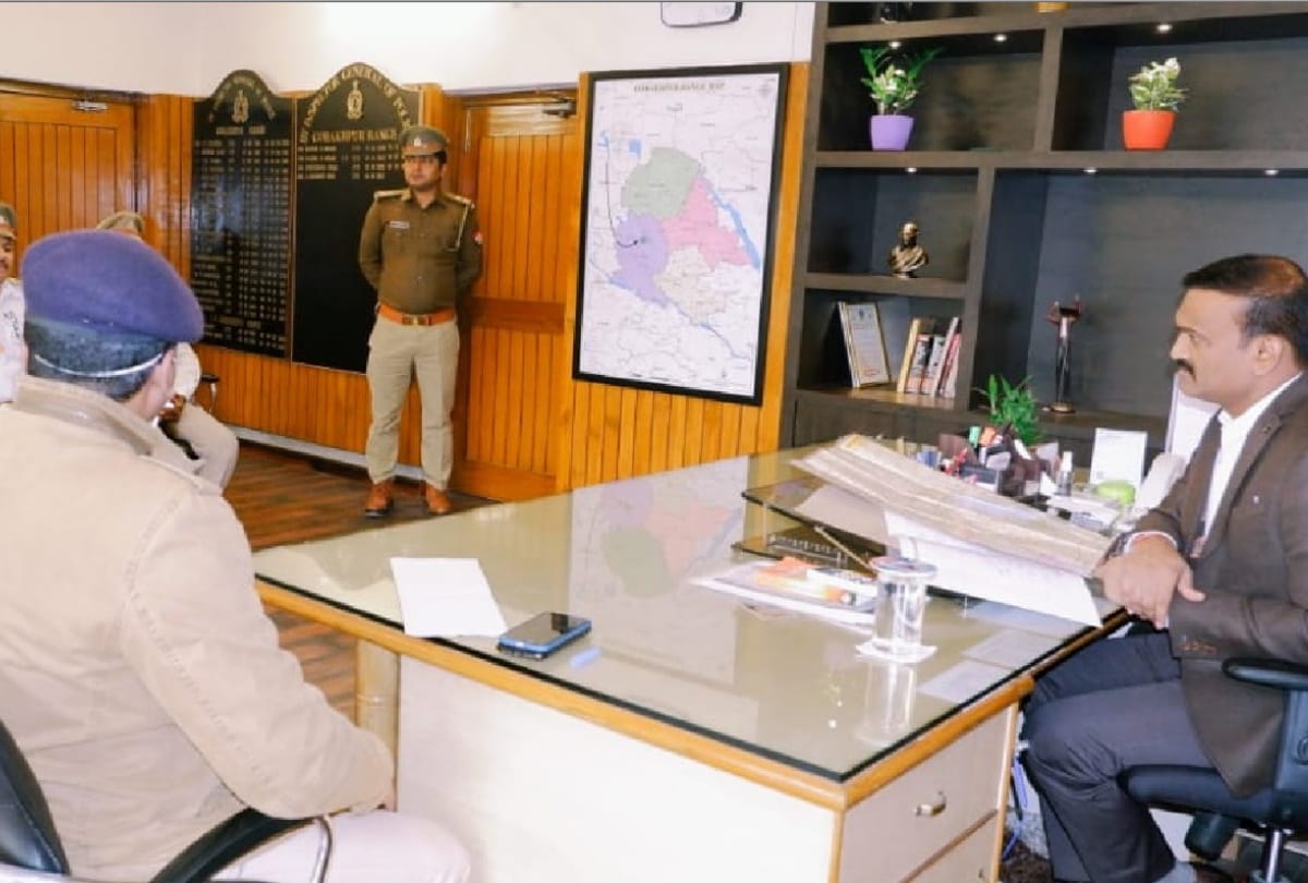 Gorakhpur DIG directed to stop entry of Diesel Auto-Magic for city free from traffic jam