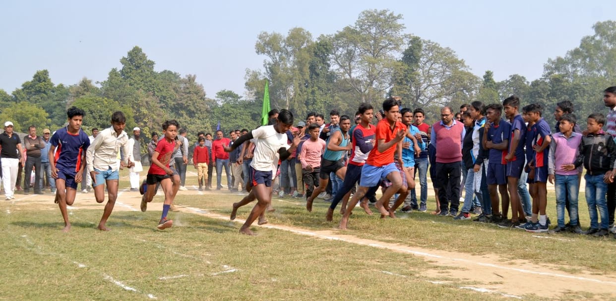 District basic Children's sports competition begins