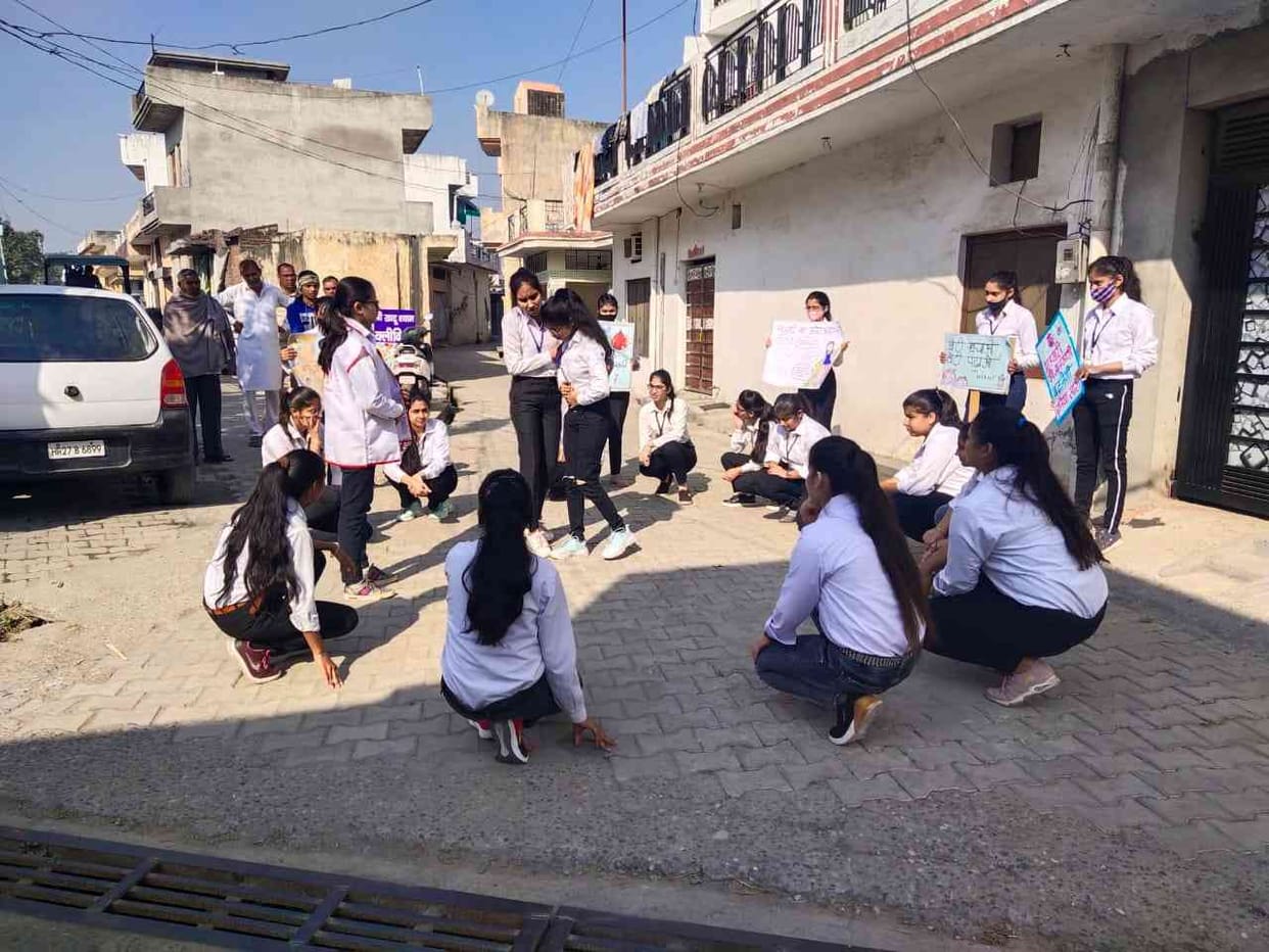 Girls made aware about cleanliness, Yamunanagar